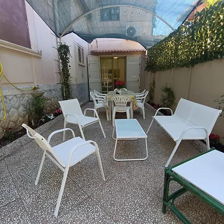 Villino Sirene Mondello Palermo